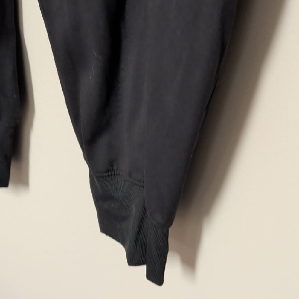 Athleta Classic Black Pants - Picture 4 of 9